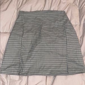 Brandy Melville green and white skirt